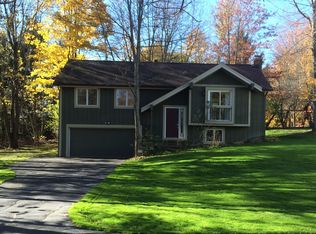 17150 Chillicothe Rd, Chagrin Falls, OH 44023