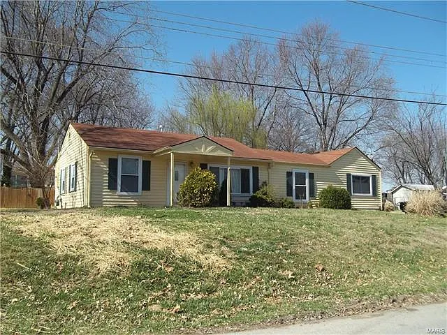 1809 Elm Tree St photo 1