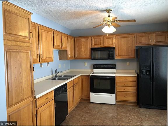 2nd image of 3558 Douglas Dr