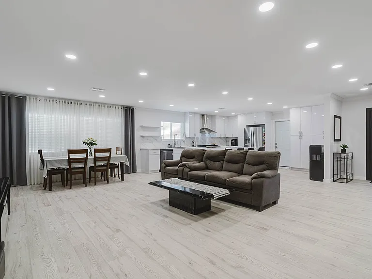 8963 McLennan Ave — Photo 6