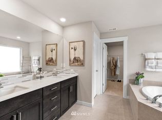 2830 173rd Ave E, Lake Tapps, WA 98391