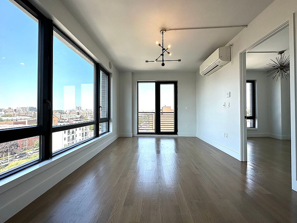 1st image of 892 Rogers Ave #712