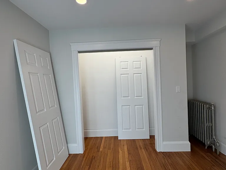 32 Everett St #1 — Photo 17