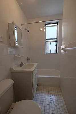 Rented by Keller Williams NYC | media 25