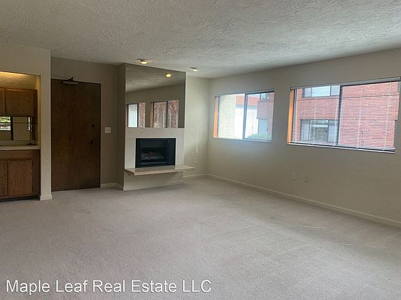 4th image of 2464 Dexter Ave N #5W