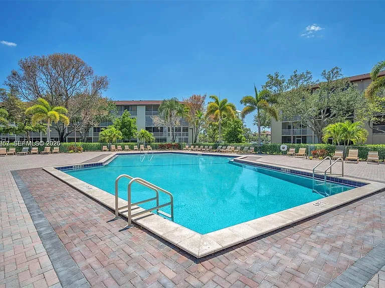 12651 SW 16th Ct #304B — Photo 3