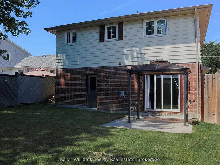 349 Adelaide Ave W #1 — Photo 18