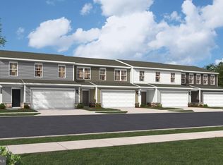 41 Apollo Rd, Charles Town, WV 25414