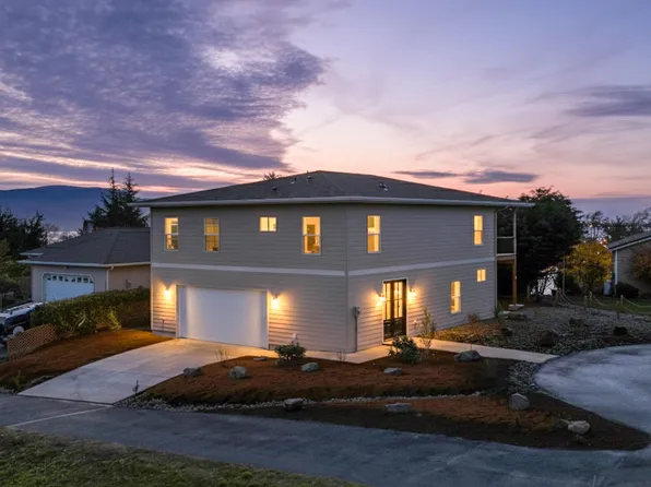 5055 S Ridge Dr, Bay City, OR 97107