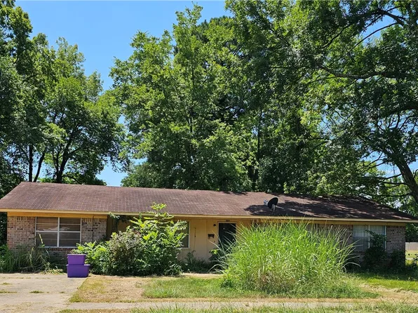 1005 W 3rd Pl, Russellville, AR 72801