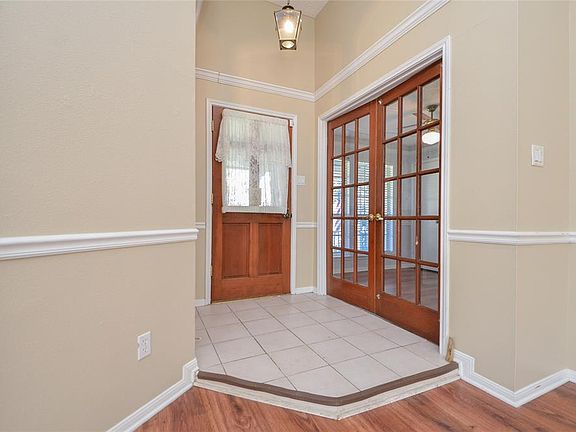 4th image of 15415 Pebble Lake Dr