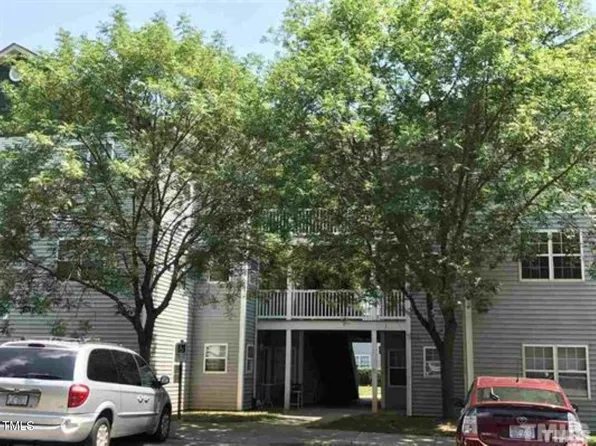 1911 Wolftech Ln APT 303, Raleigh, NC 27603