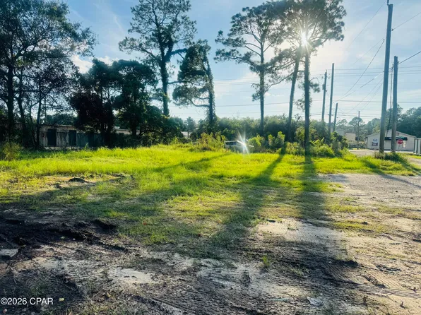 1624 Moylan Rd, Panama City Beach, FL 32407