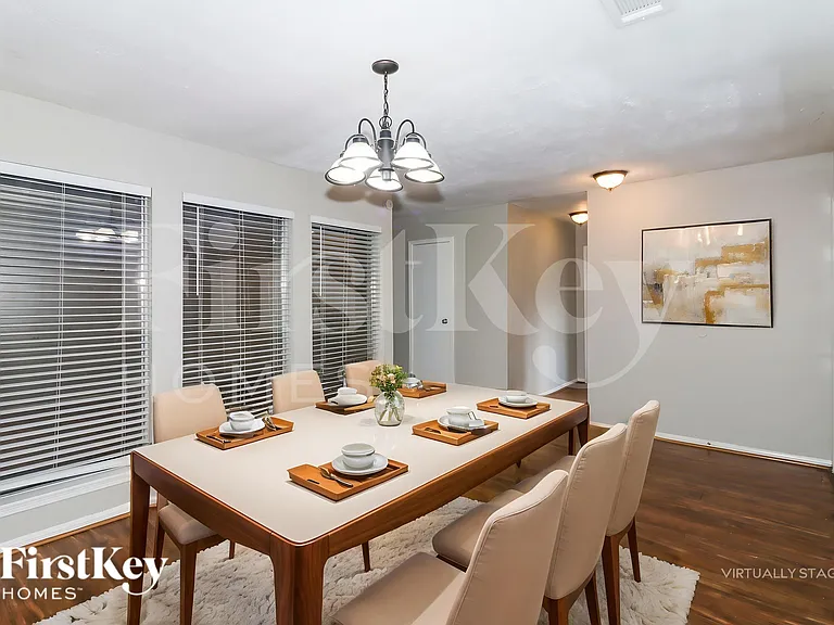 1308 Wilson Dr — Photo 7