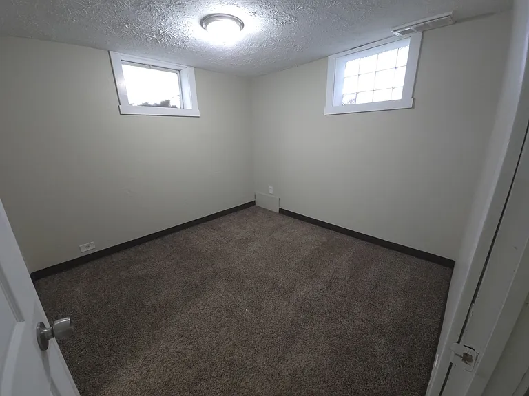 1430 Frederick Blvd — Photo 25