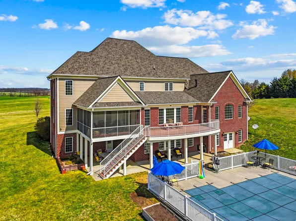 3483 Barterbrook Rd, Staunton, VA 24401