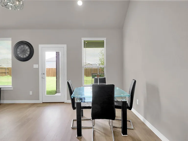 10604 Long Trail Dr — Photo 5