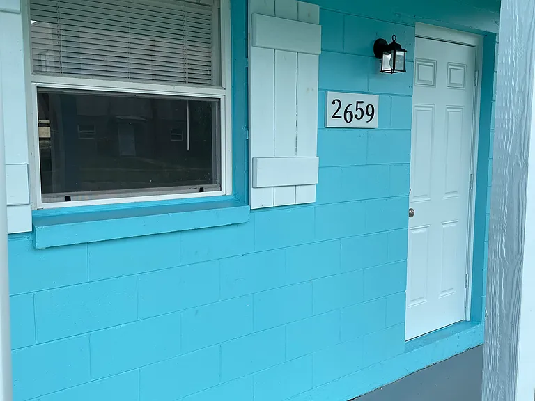 2659 Burns Ave — Photo 2