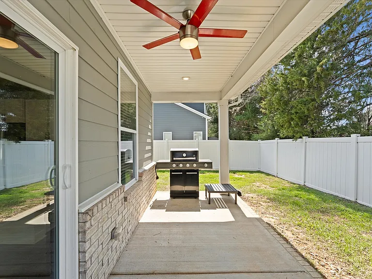 1615 Lannister Ave — Photo 30