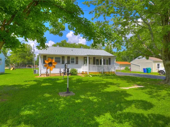 4210 E Cleveland Ave, Decatur, IL 62521