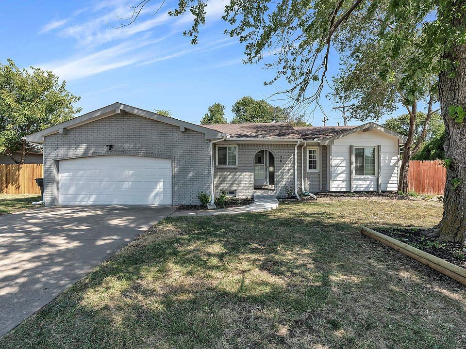 1st image of 20 Harris Dr