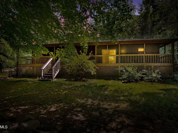 279 Sub Rd, Cosby, TN 37722