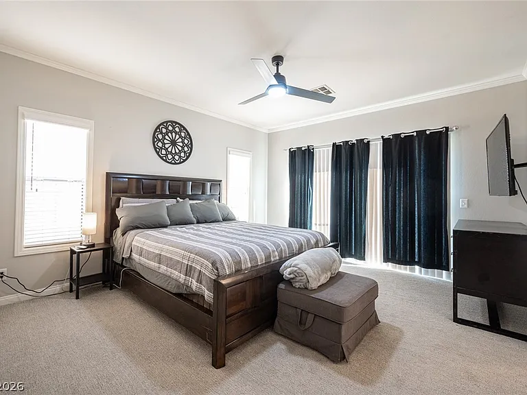 641 Solitude Point Ave — Photo 38