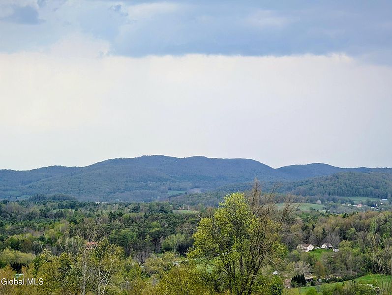 5th image of 452 Johnson Hill Road