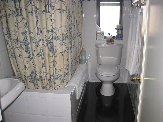 Rented by Rita S Citrin, LREB | media 61