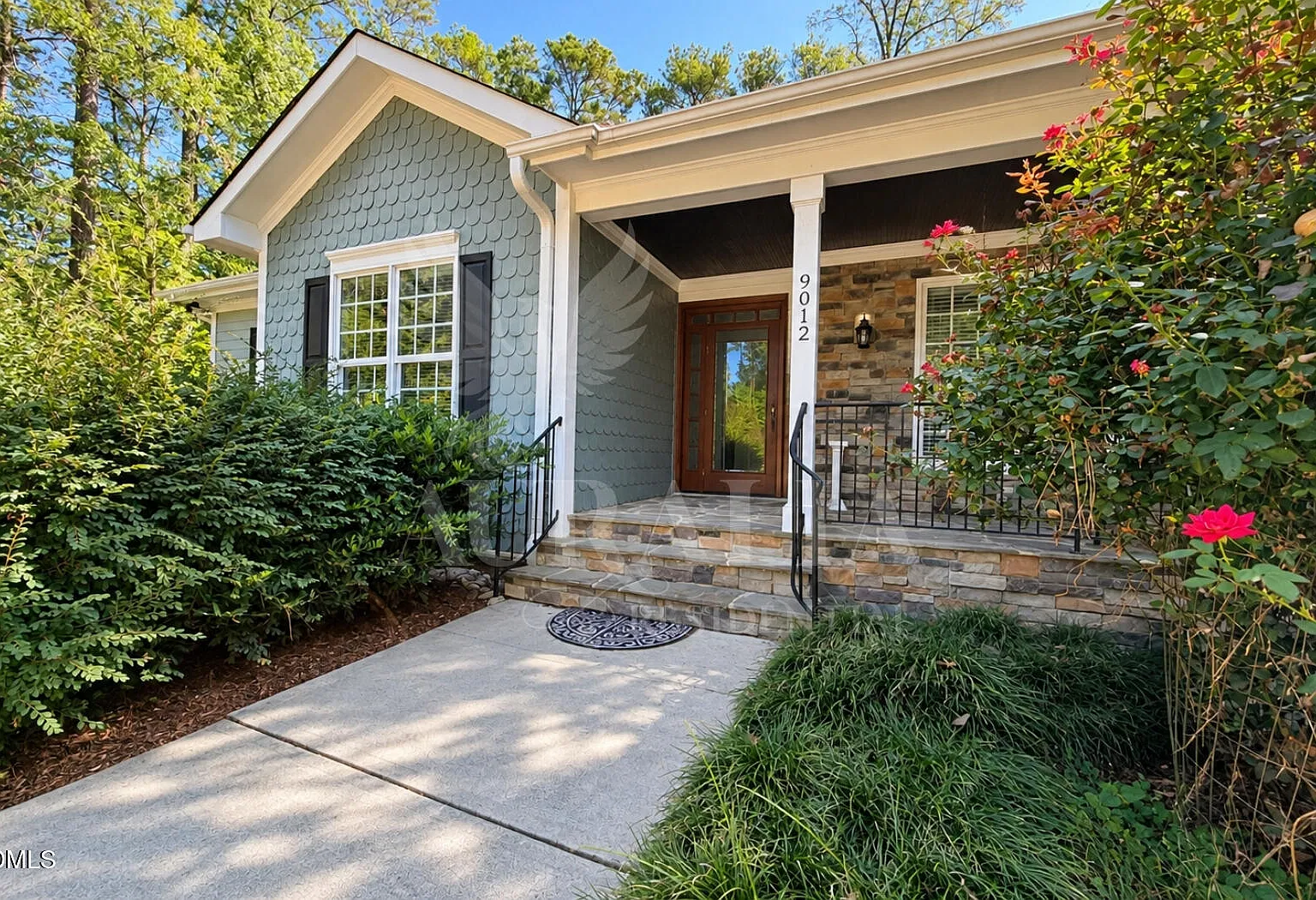4 bed, 3.0 bath, 2786 sqft, $3,650 — Photo 4