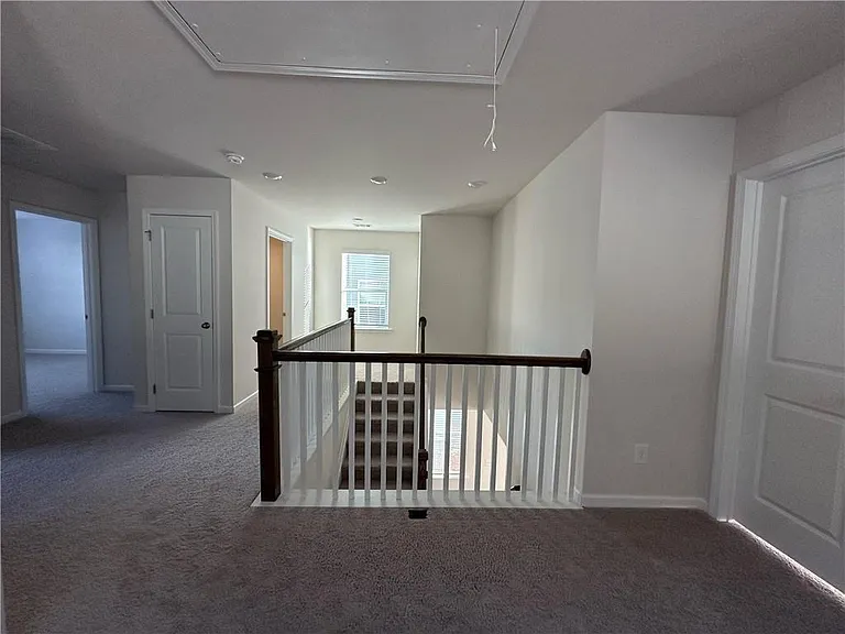 45 Pineview Dr — Photo 9
