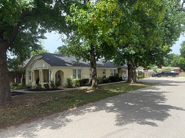 1st image of 4900 N College Ave