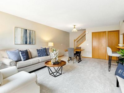 2013 Southcross Dr, Burnsville, MN, 55337