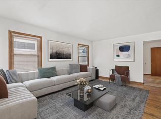 2539 S 77th St, West Allis, WI 53219