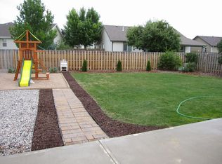 961 Columbine Dr, Windsor, CO 80550