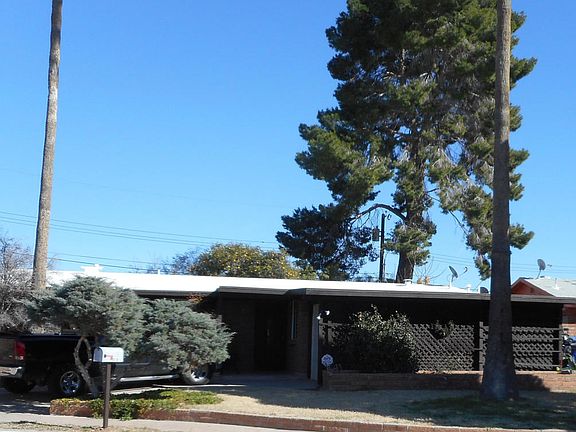 3rd image of 4518 N Alicia Ave