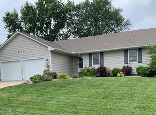 2501 SE Faxon Dr, Topeka, KS 66605