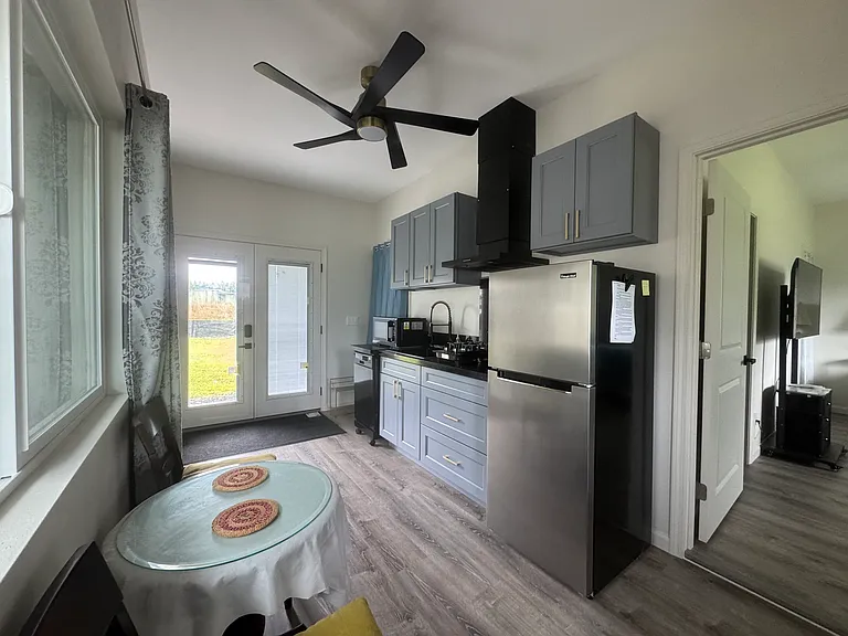 11 Hoohoaloha St — Photo 2