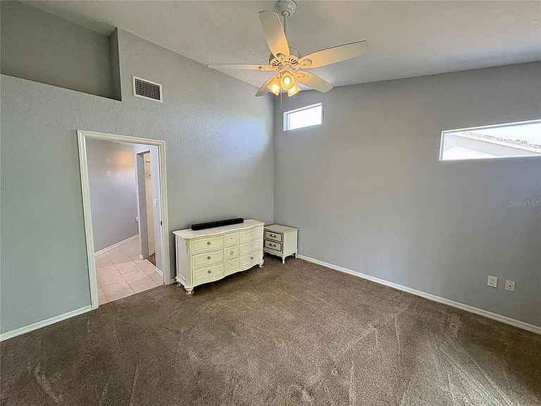 6421 Bay Cedar Ln — Photo 13