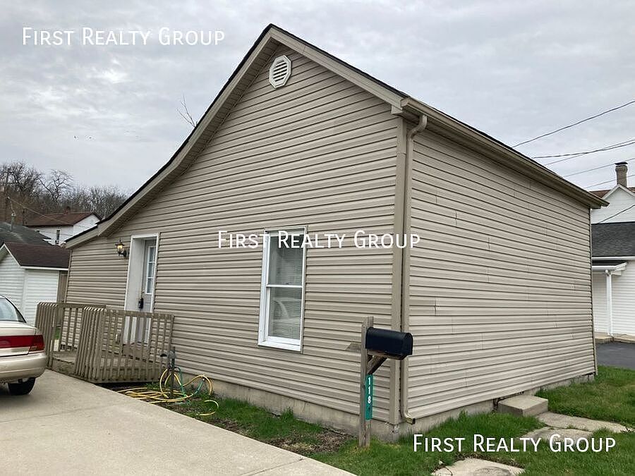 1st image of 118 N River St