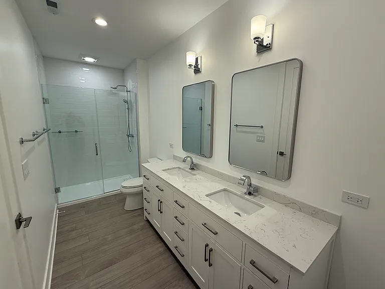 Master/Primary Bathroom
Double Sink Vanity