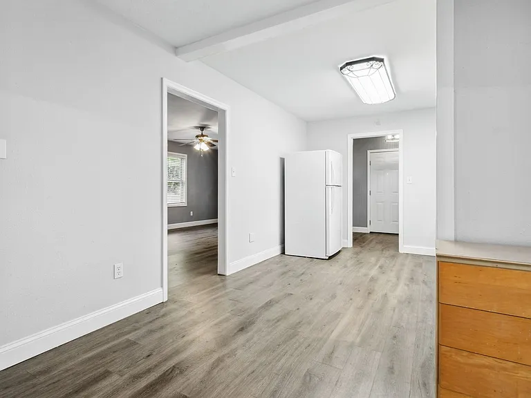 409 Goosley Rd — Photo 8