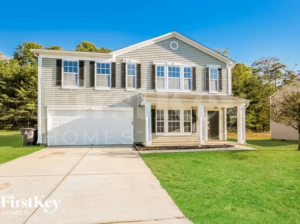 5418 Fairway Forest Dr, Winston Salem, NC 27105