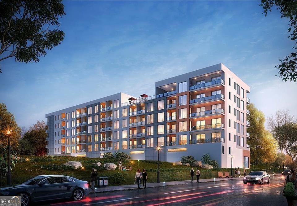 1st image of 525 Parkway Dr NE #208