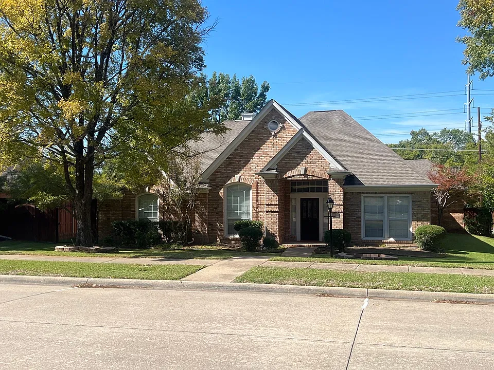 6613 Lynch Ln