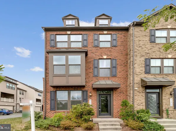 43466 Centergate Dr, Ashburn, VA 20148