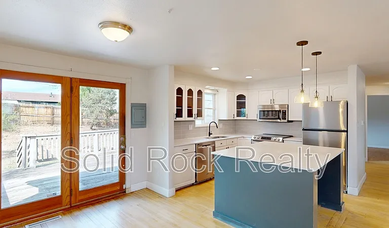 3660 Brentwood Ter — Photo 2