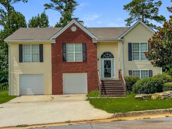 5280 Katherine Village Dr, Ellenwood, GA 30294
