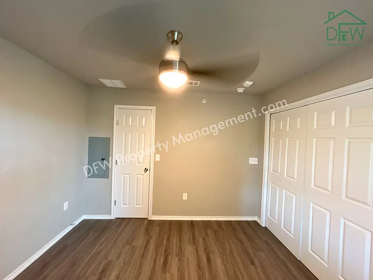 6108 Abrams Rd #B — Photo 8