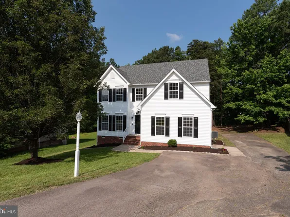 1332 Arbor Ridge Ln, Richmond, VA 23223